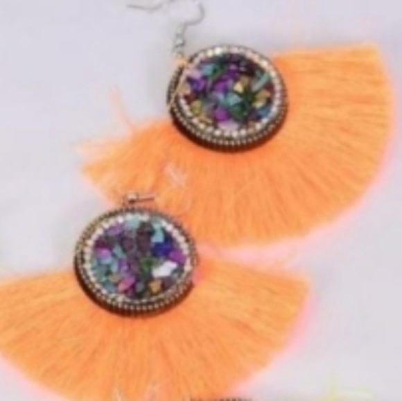 Tassel Fan Fringe Statement Earrings NEW *White - Picture 12 of 15